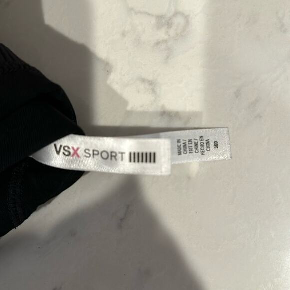 Victorias Secret Sport Sports Bra perforated crisscross adjustable strap 36D - Picture 5 of 5